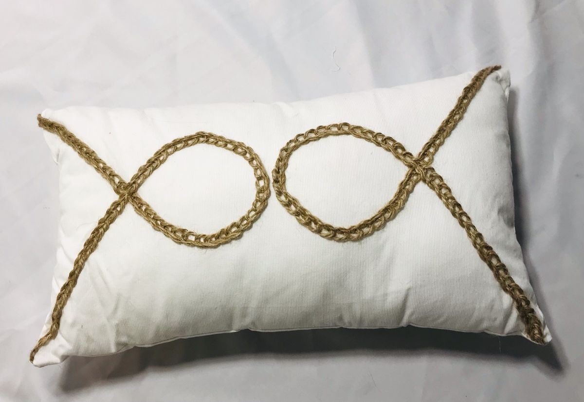 ALMOHADA CON FUNDA DE YUTE